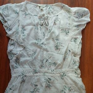 Lucky Brand Cream Floral Blouse with Ruffle Sleeves